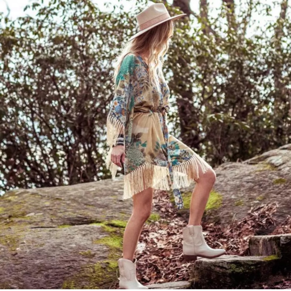 Back Soon⭐️5 Star Rated ⭐️Bohemian Style Dress - Picture 5 of 8